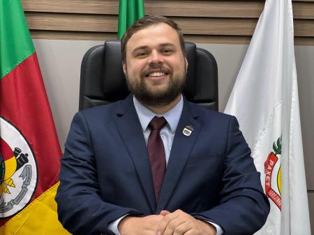 Vereador Eliton Freitag avalia seu primeiro ano de mandato